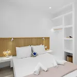 Апартаменты Plori Paros Науса