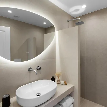 Plori Paros Apartment *